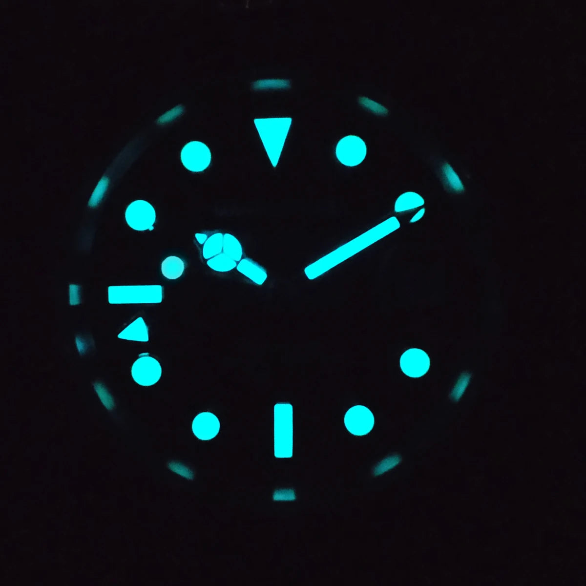 H199081e786ec48d9b774b1064dd2373de.jpg