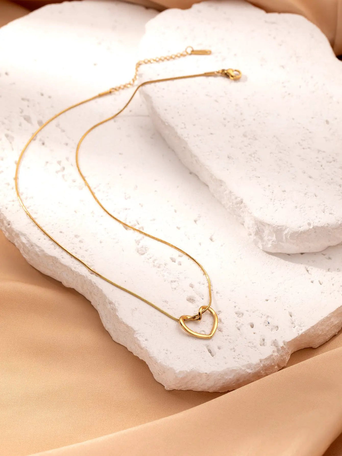 AuroreWear Twist Hollow Heart Pendant Necklace by AuroreWear